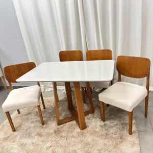 Mesa Bali 120 x 90 com 4 Cadeiras Barcelona