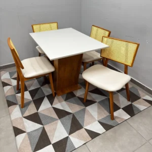 Mesa Classic 120 x 80 com 4 Cadeiras Livia