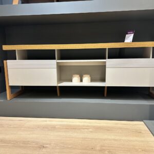 Rack ate 70″ Esmeralda Nature/Off White – LINEA BRASIL